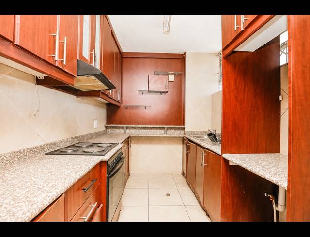 2.5 BEDROOM APARTMENT FOR SALE IN GLENWOOD